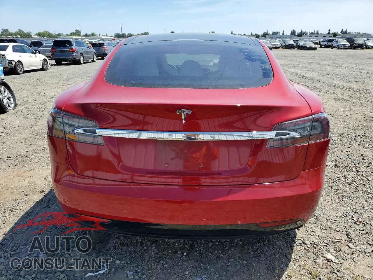 TESLA MODEL S 2018 - 5YJSA1E28JF297429
