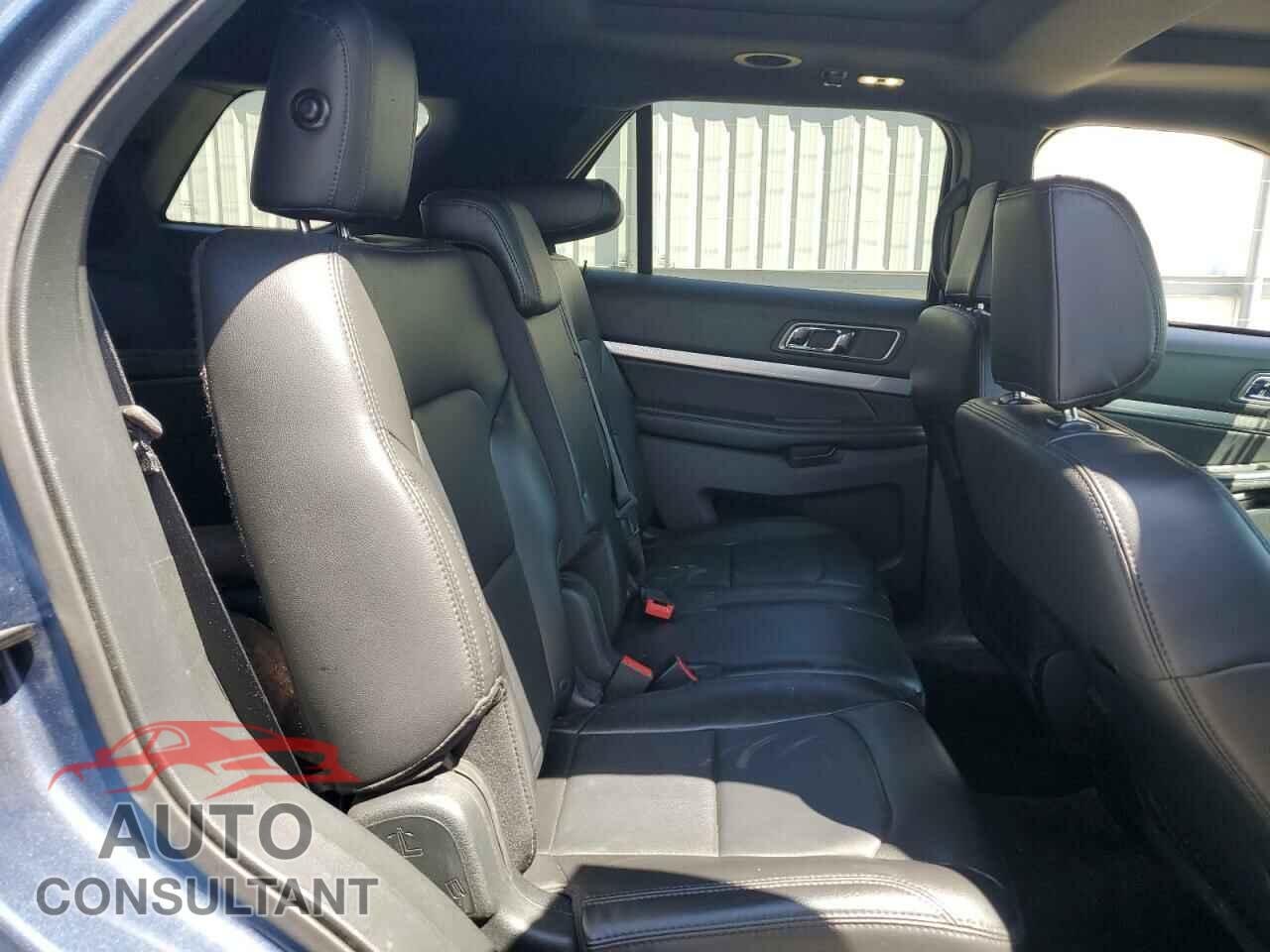 FORD EXPLORER 2018 - 1FM5K8D88JGC21591