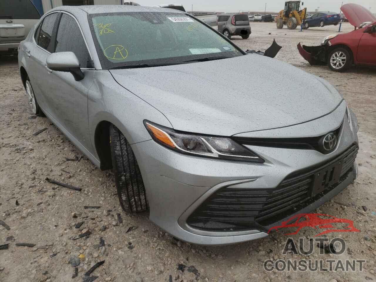 TOYOTA CAMRY 2021 - 4T1C11AK9MU455262