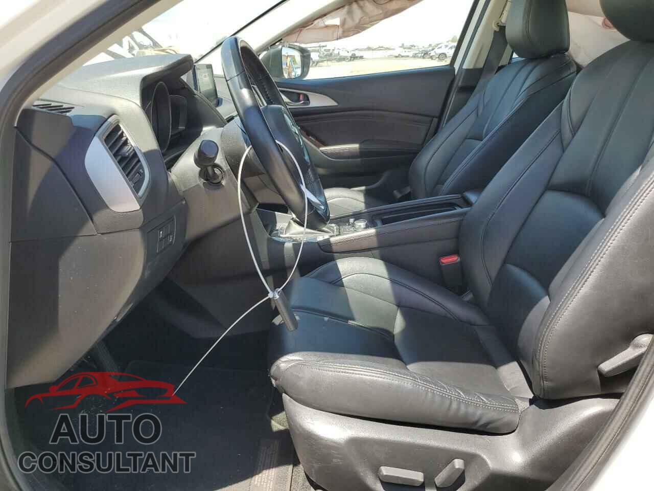MAZDA 3 2017 - 3MZBN1V73HM125733
