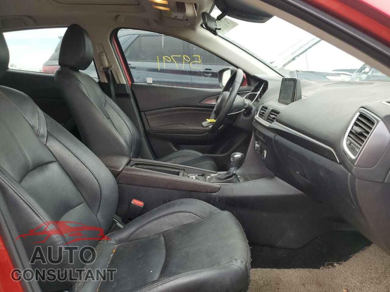 MAZDA 3 2017 - 3MZBN1W32HM127050