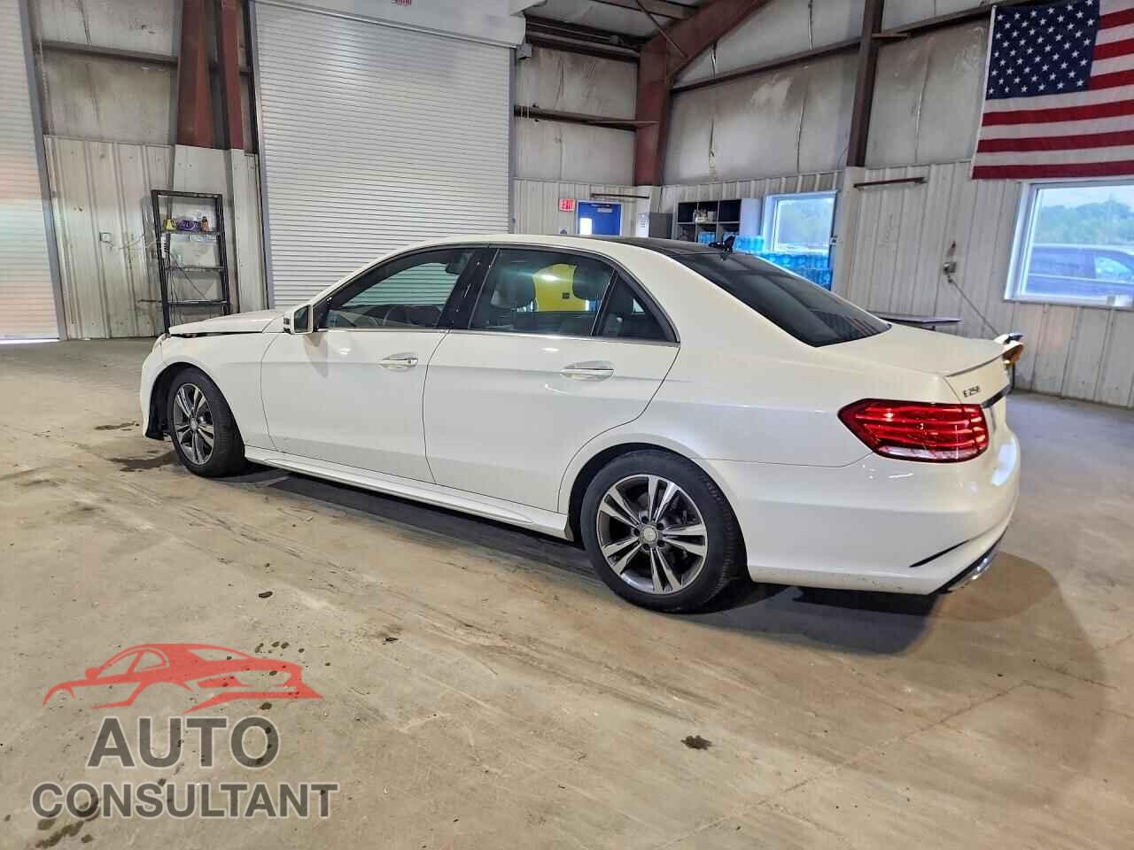MERCEDES-BENZ E-CLASS 2015 - WDDHF9HB2FB143479