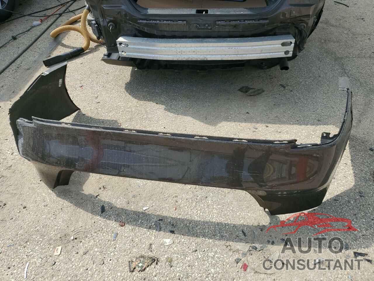 TOYOTA CAMRY 2018 - 4T1B11HK5JU639403