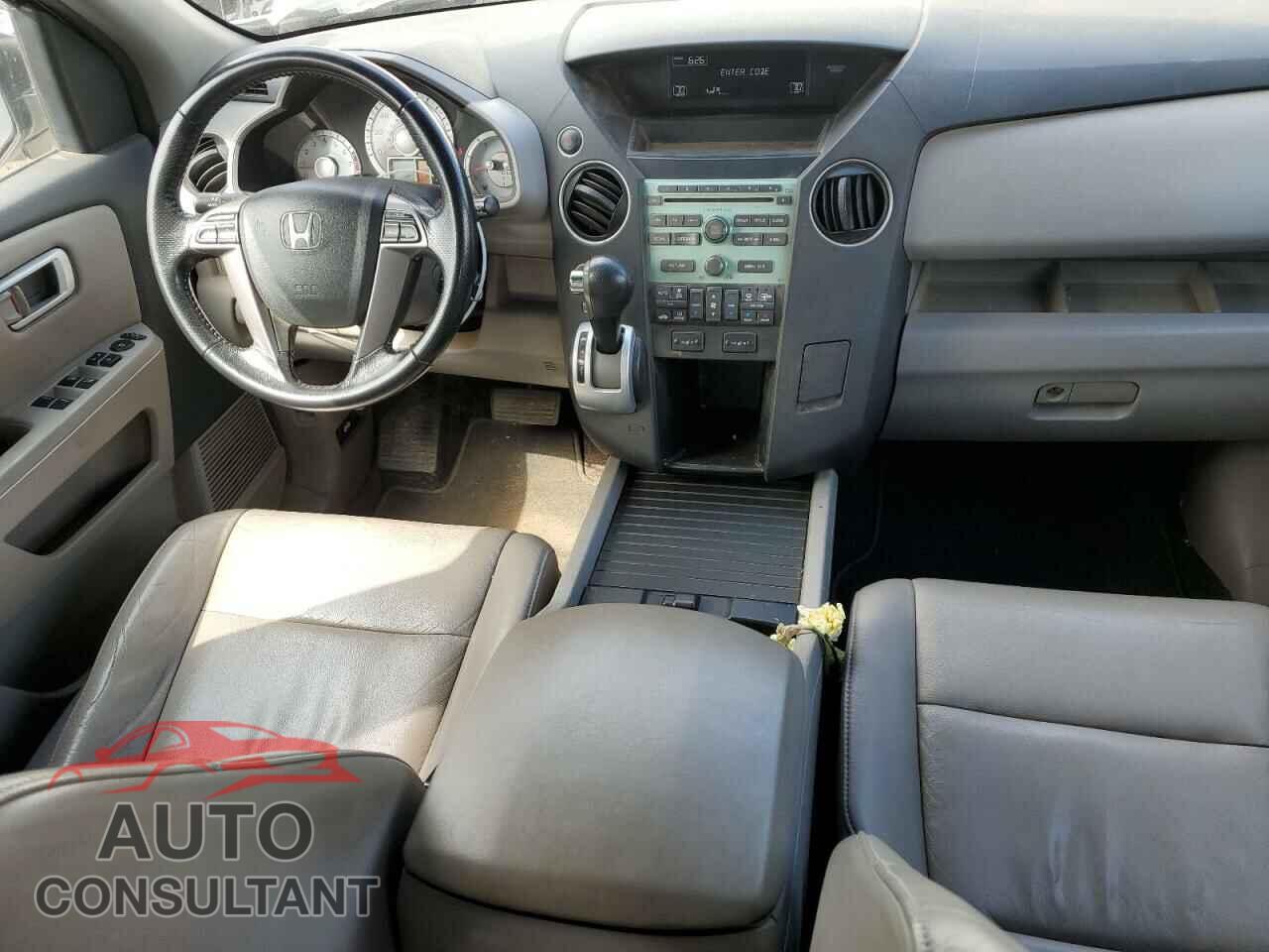 HONDA PILOT 2011 - 5FNYF4H53BB005982
