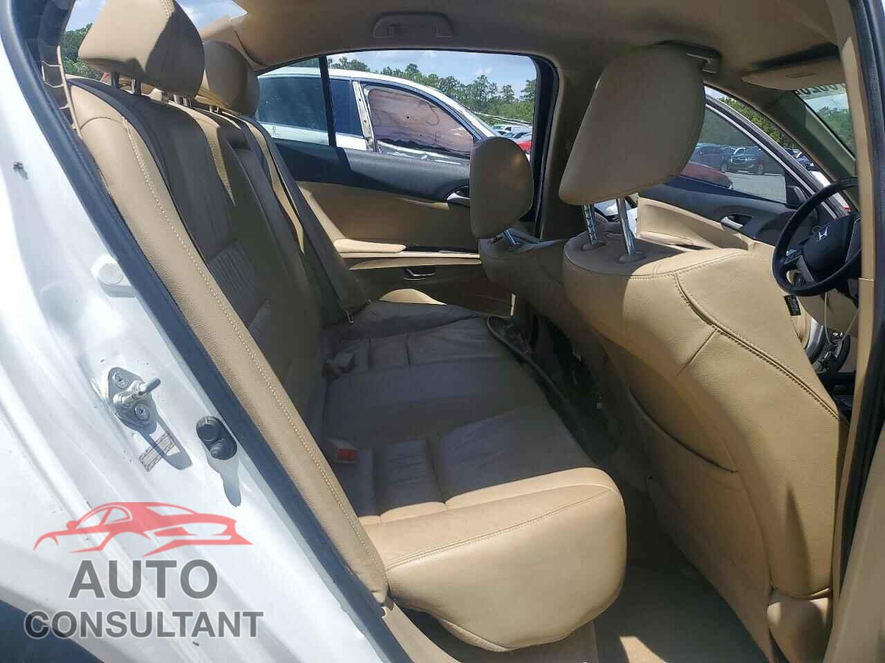 HONDA ACCORD 2011 - 1HGCP2F68BA157497