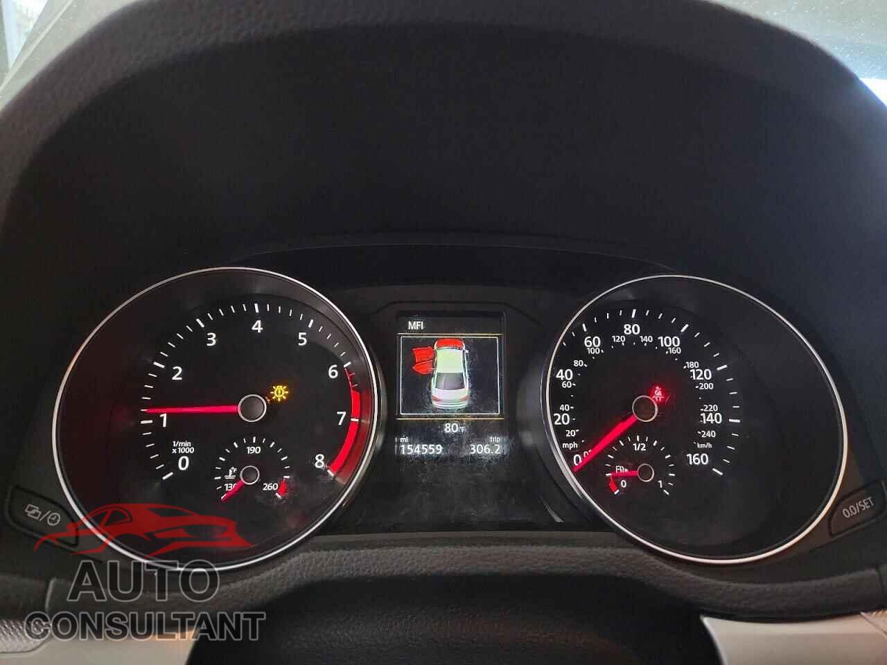 VOLKSWAGEN PASSAT 2019 - 1VWLA7A38KC012097