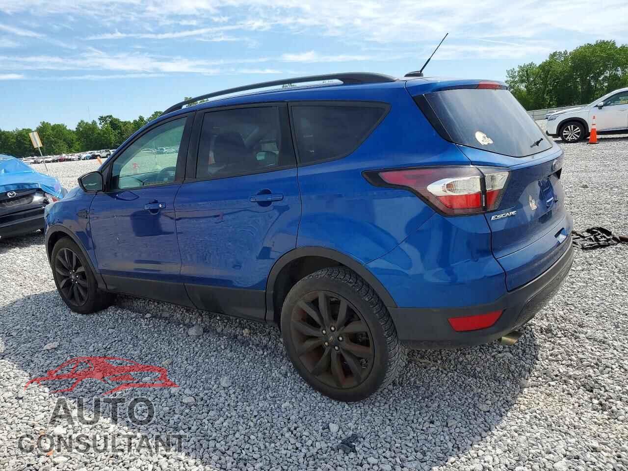 FORD ESCAPE 2017 - 1FMCU0GD8HUE03881