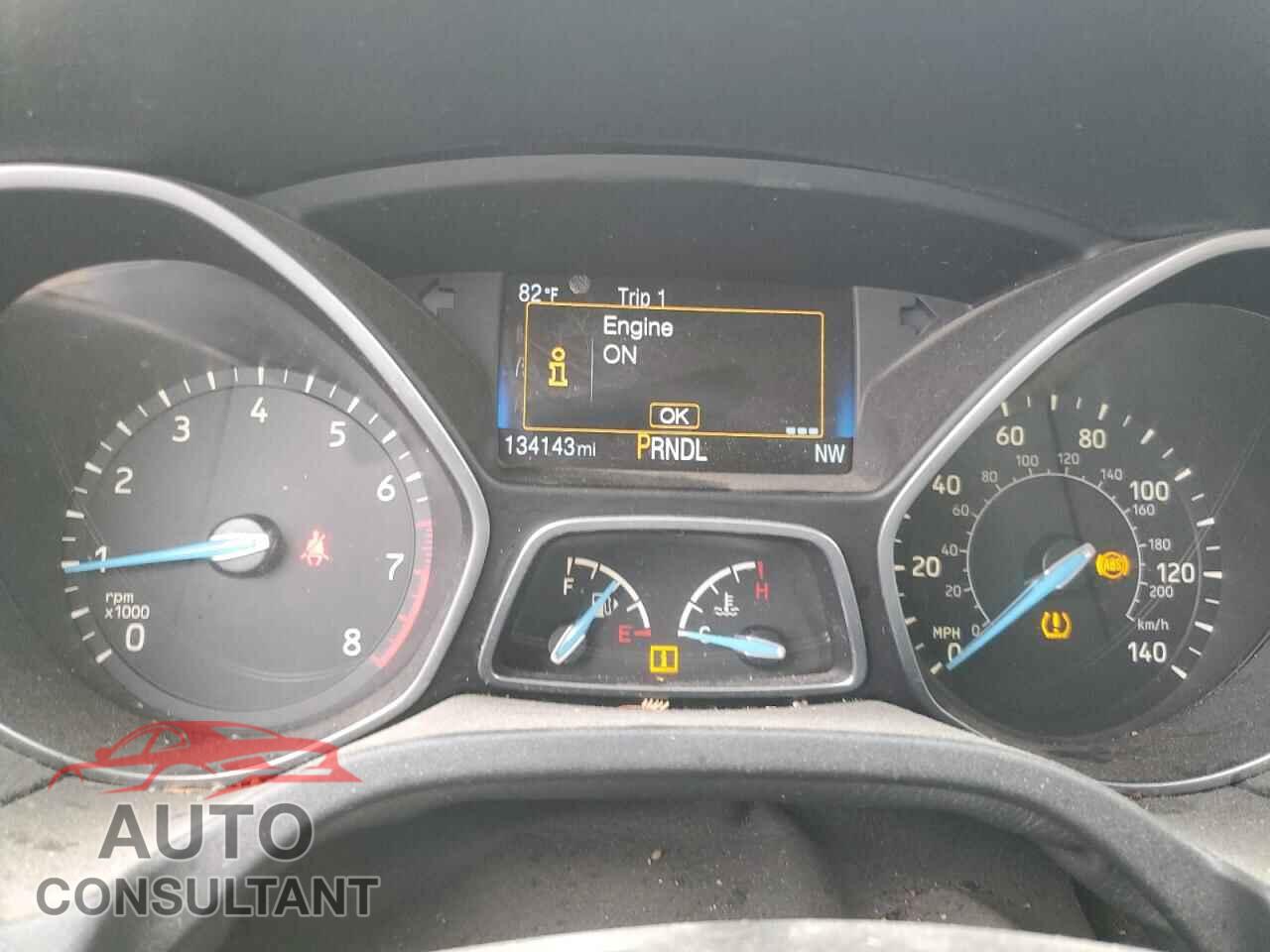 FORD FOCUS 2015 - 1FADP3F21FL259472