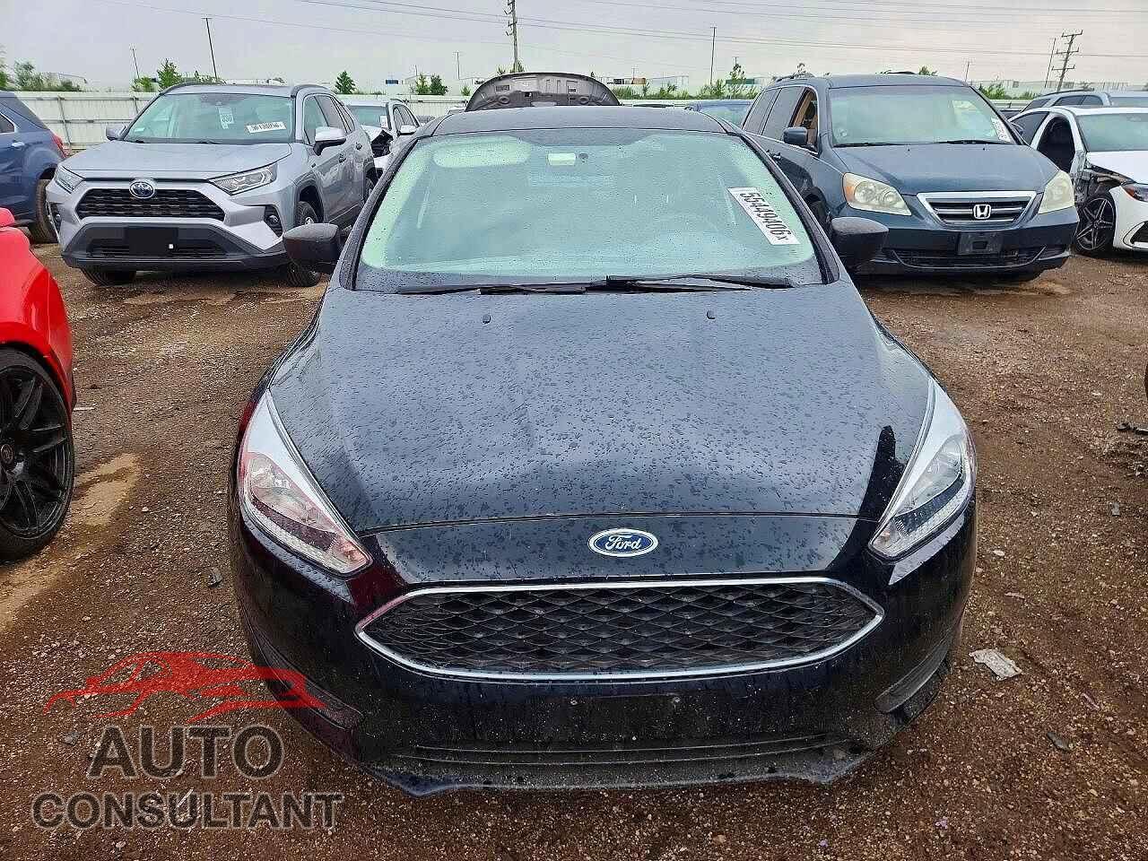 FORD FOCUS 2015 - 1FADP3E20FL312325