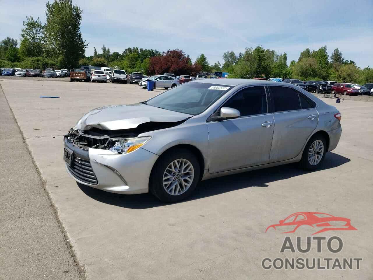 TOYOTA CAMRY 2016 - 4T4BF1FK6GR547543