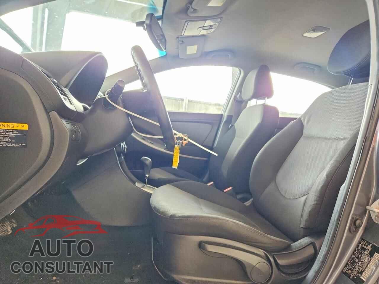HYUNDAI ACCENT 2013 - KMHCT5AE5DU084497