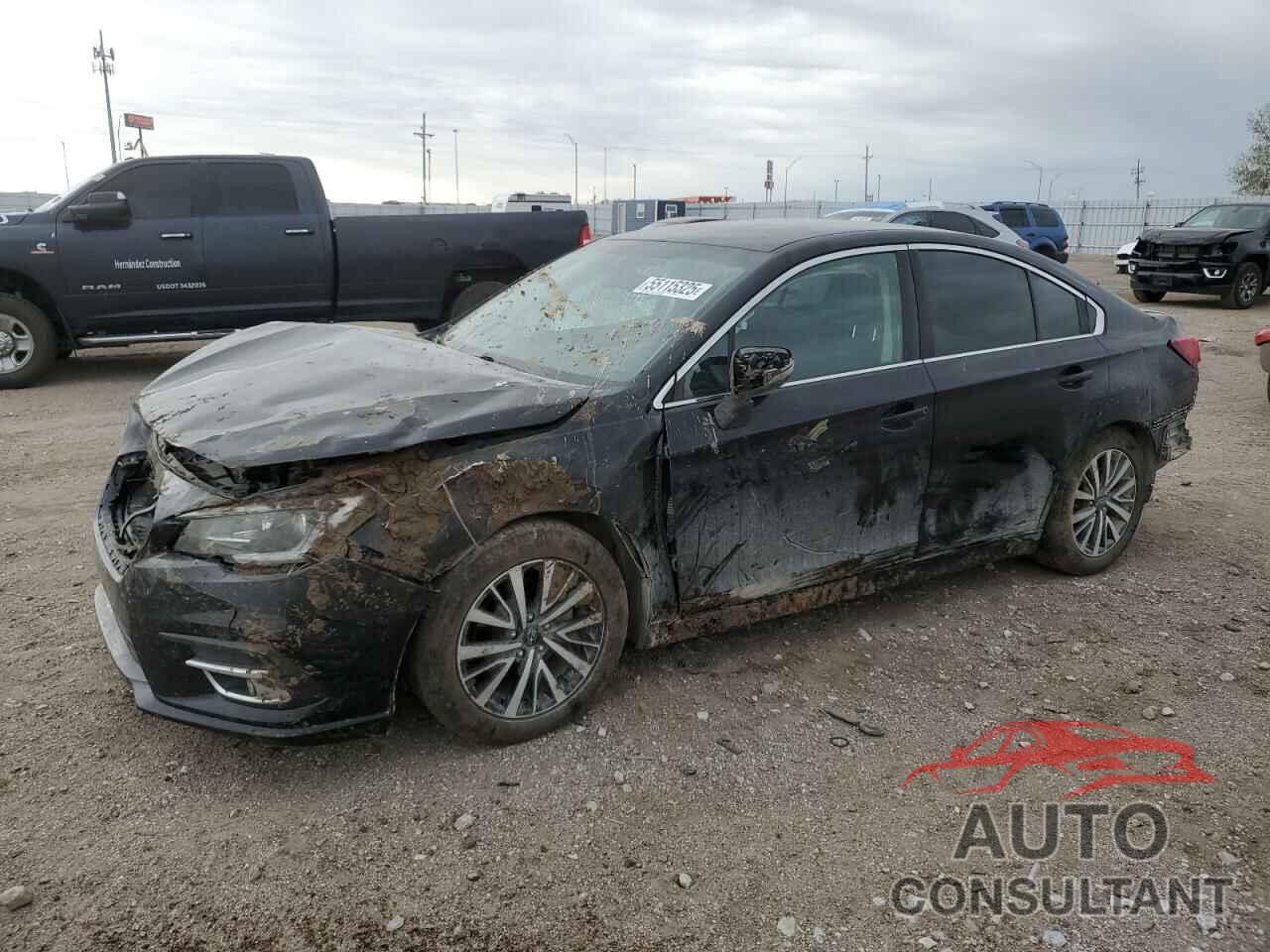 SUBARU LEGACY 2018 - 4S3BNAF68J3045117