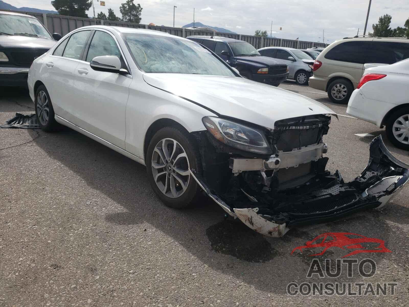 MERCEDES-BENZ C-CLASS 2018 - 55SWF4JB6JU238274