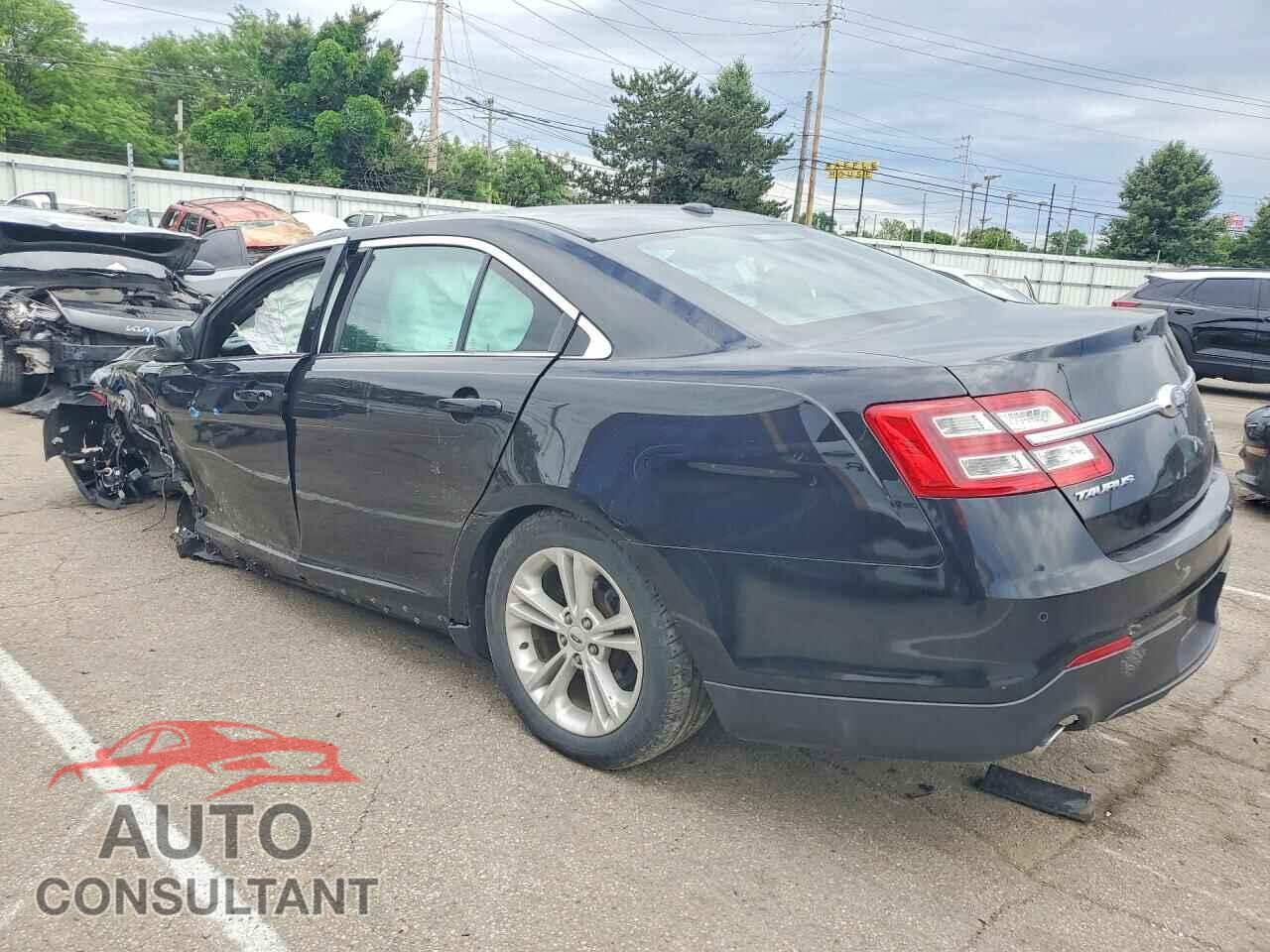 FORD TAURUS 2019 - 1FAHP2E89KG110182