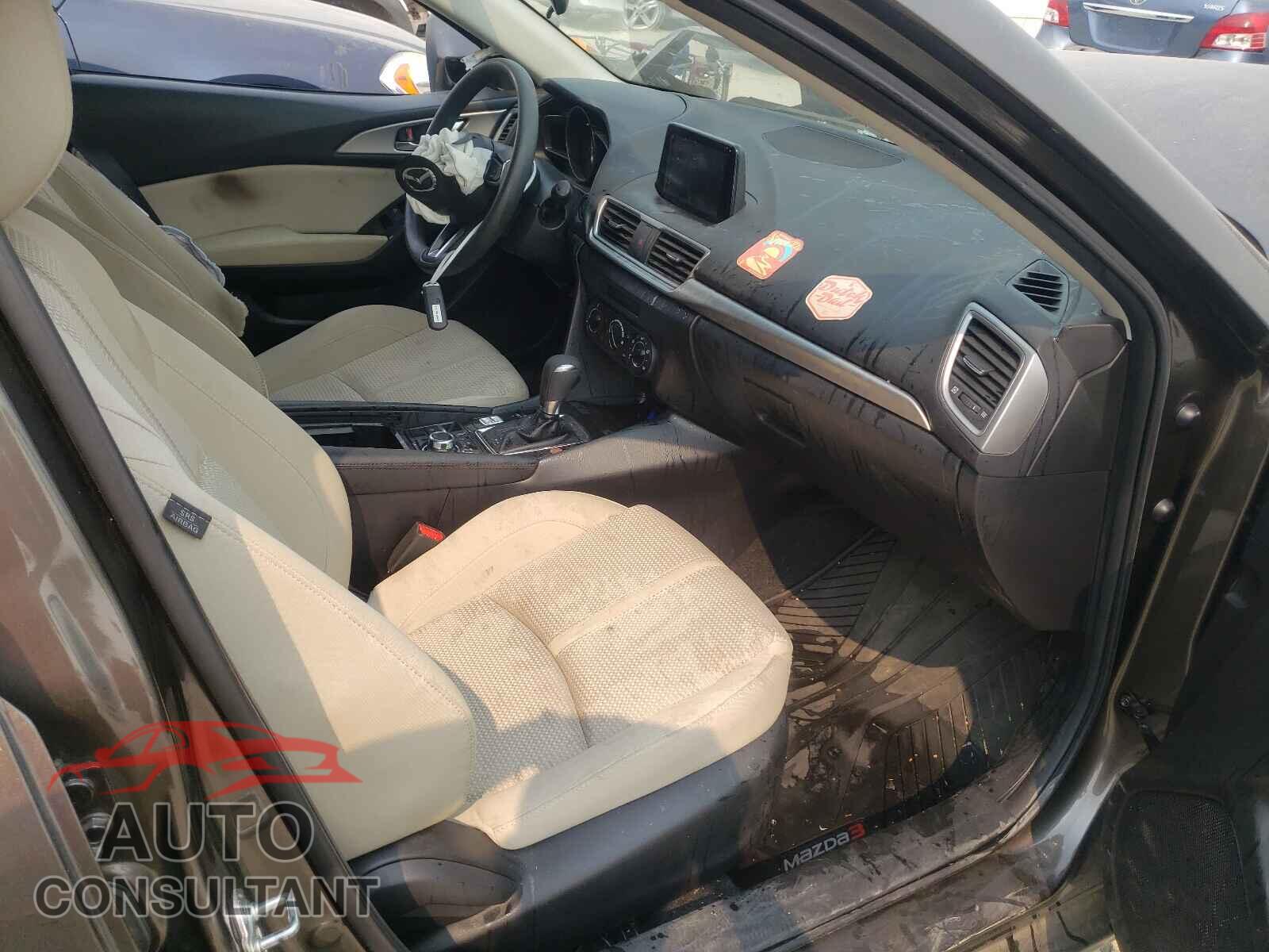 MAZDA 3 2017 - 3MZBN1U79HM156325