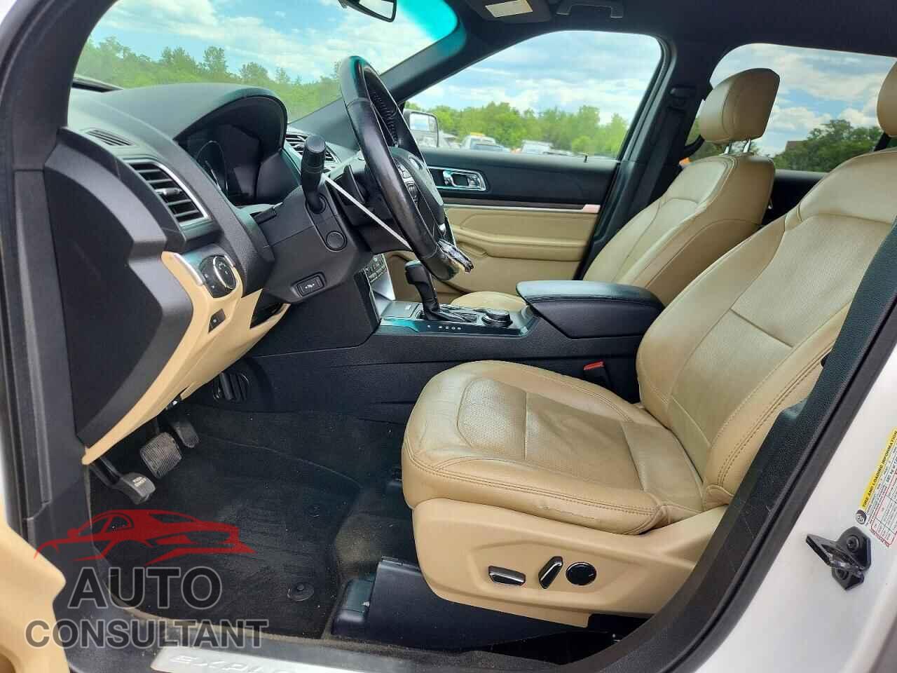 FORD EXPLORER 2016 - 1FM5K8F84GGC42525