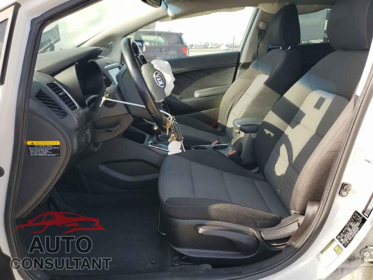 KIA FORTE 2017 - 3KPFL4A78HE046506