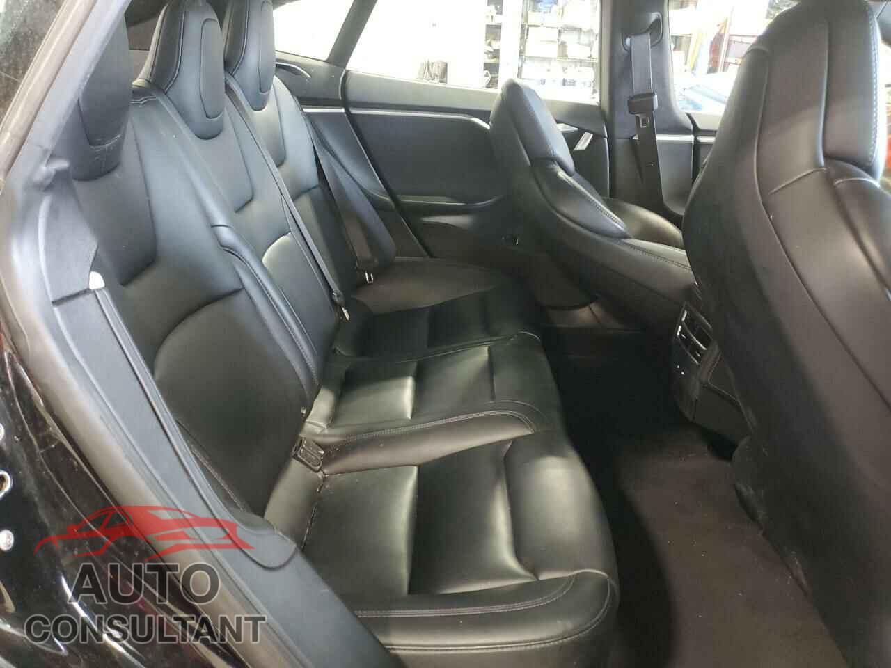 TESLA MODEL S 2017 - 5YJSA1E2XHF229871