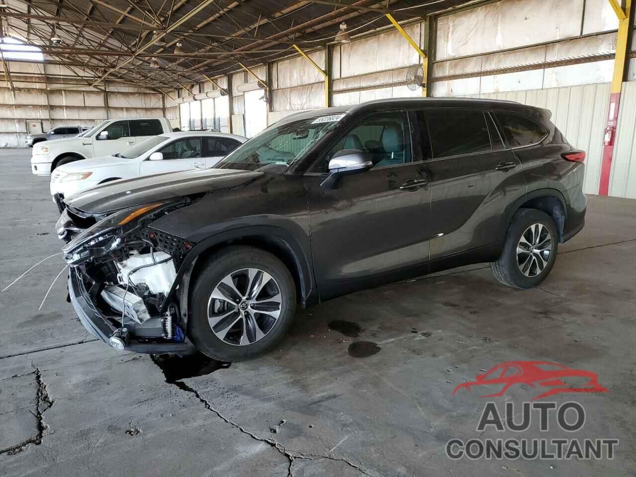 TOYOTA HIGHLANDER 2022 - 5TDHZRAH8NS551055