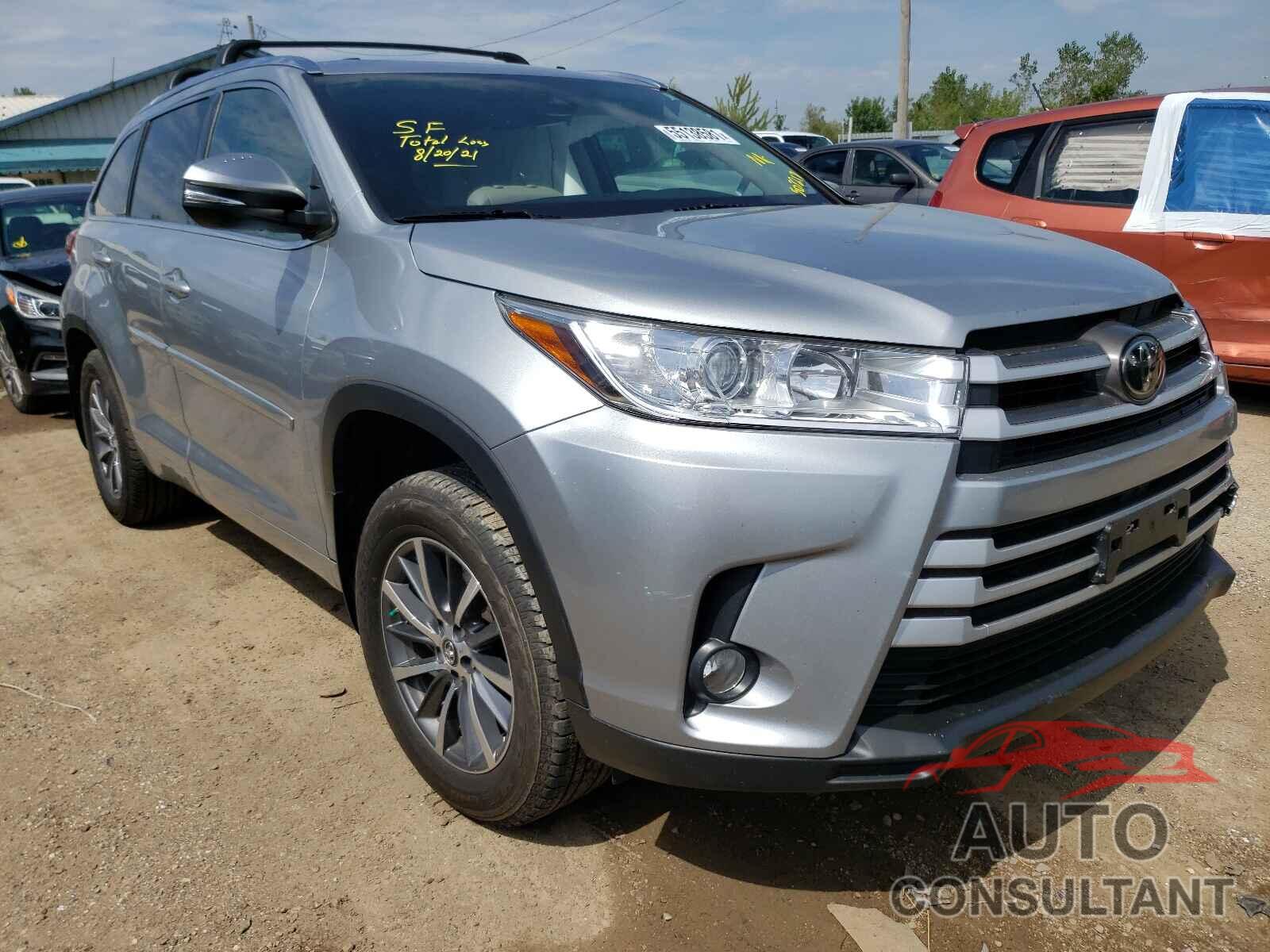 TOYOTA HIGHLANDER 2017 - 5TDJZRFHXHS507217