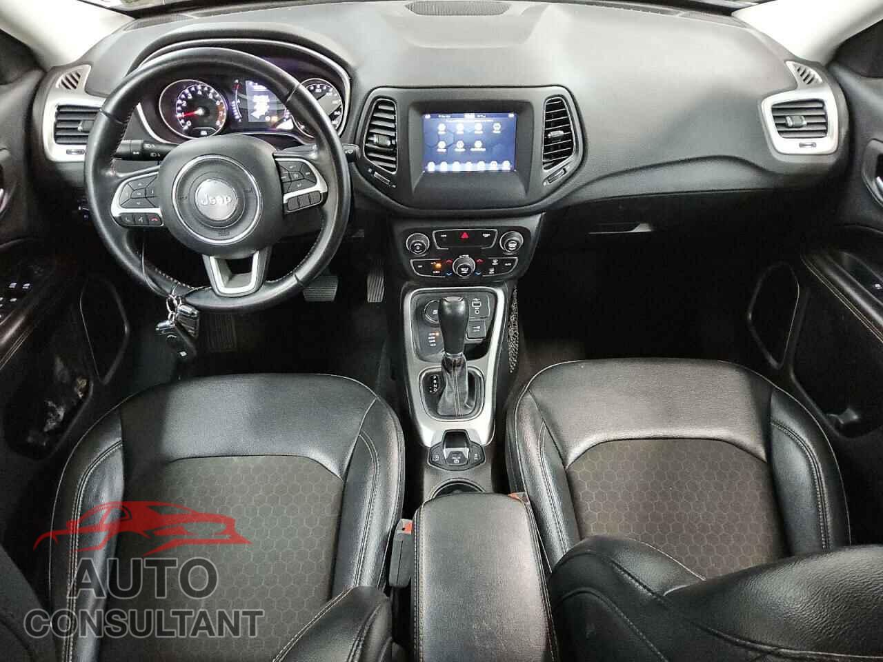JEEP COMPASS 2020 - 3C4NJDBB8LT149935