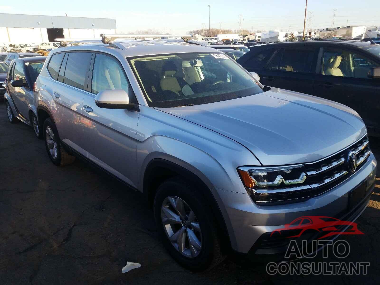 VOLKSWAGEN ATLAS 2018 - 1V2GR2CA4JC540454