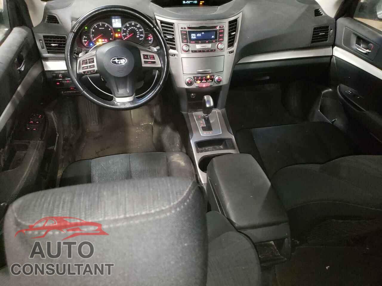 SUBARU OUTBACK 2013 - 4S4BRBBC5D3323039
