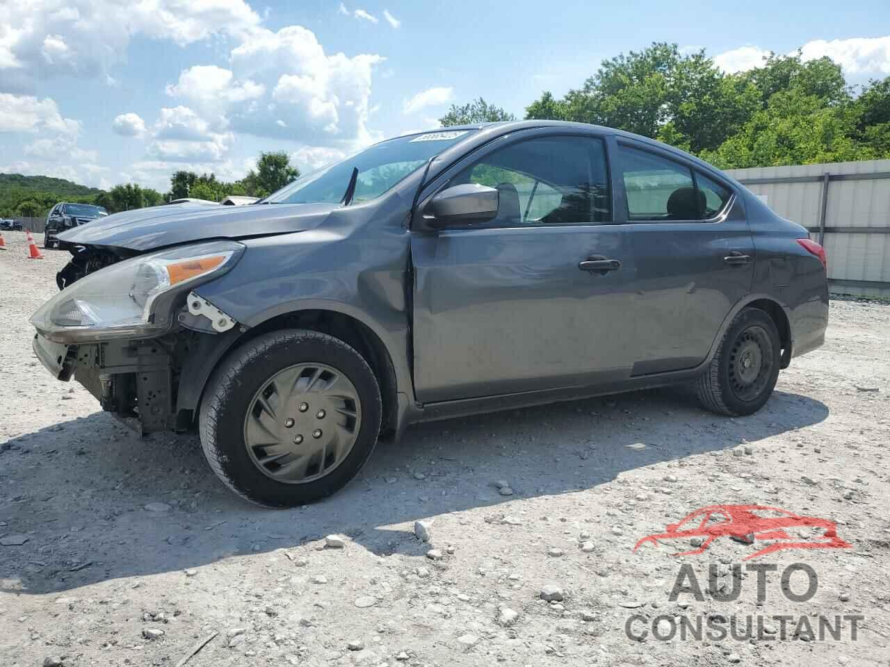 NISSAN VERSA 2017 - 3N1CN7AP9HL908760