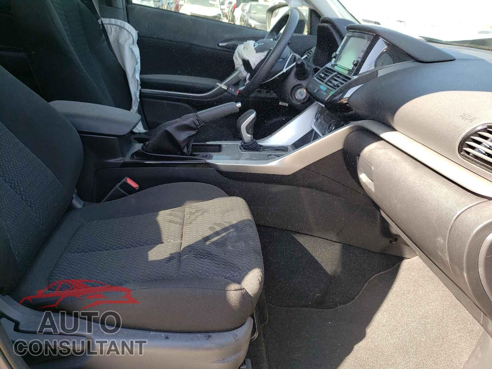 MITSUBISHI ECLIPSE 2022 - JA4ASUAA5NZ018097