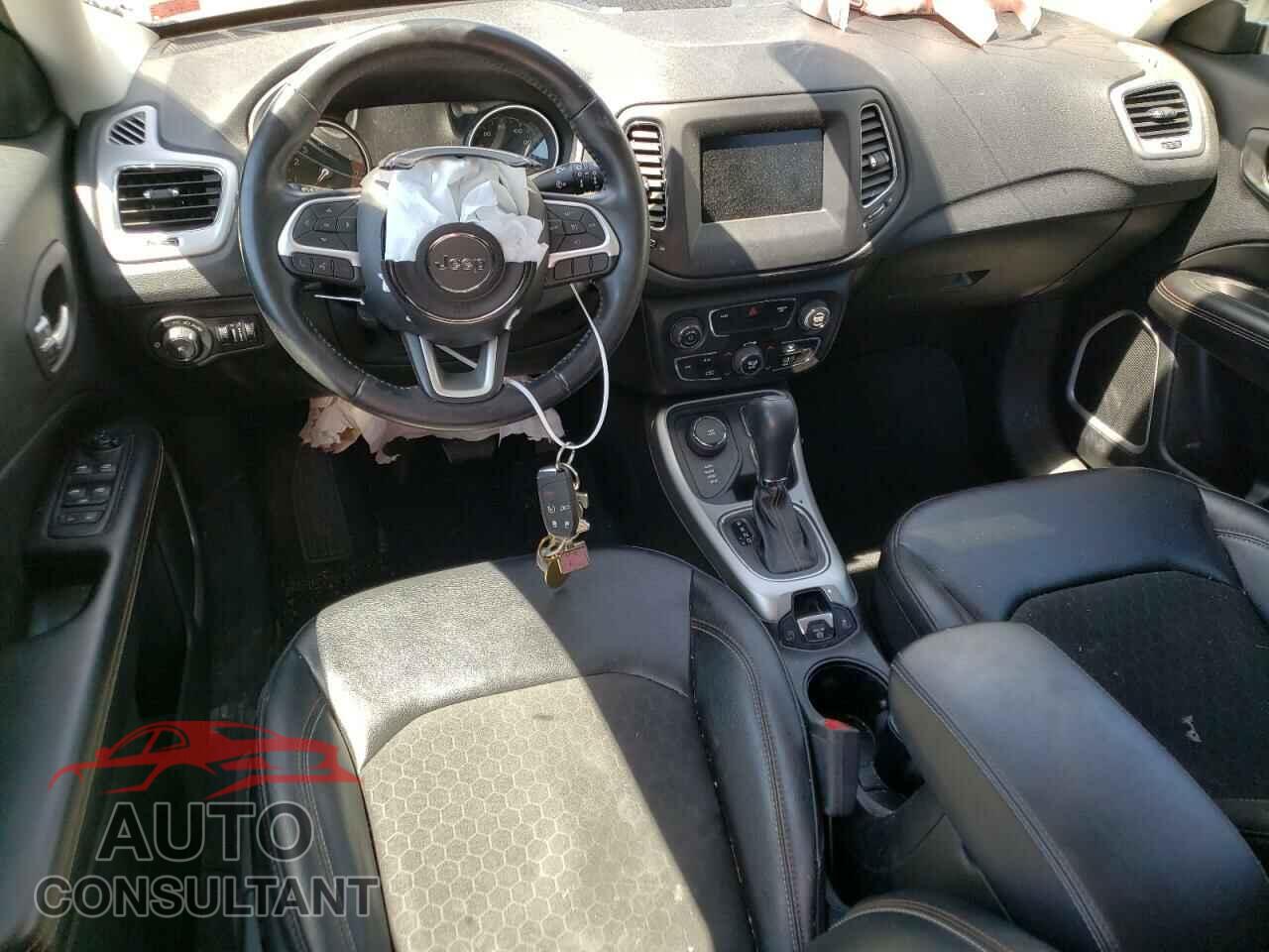JEEP COMPASS 2020 - 3C4NJDBB6LT149433