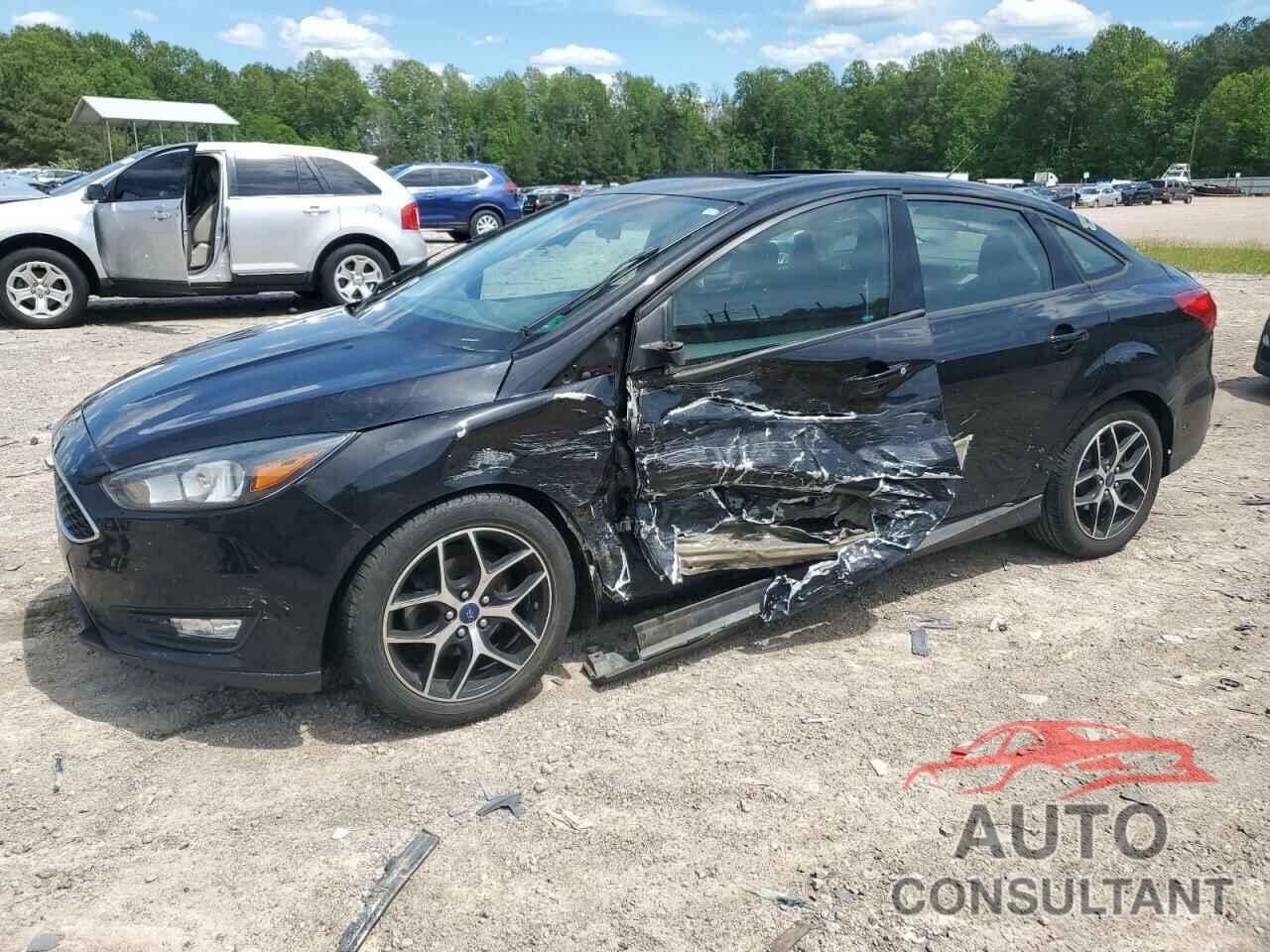 FORD FOCUS 2017 - 1FADP3H21HL272142