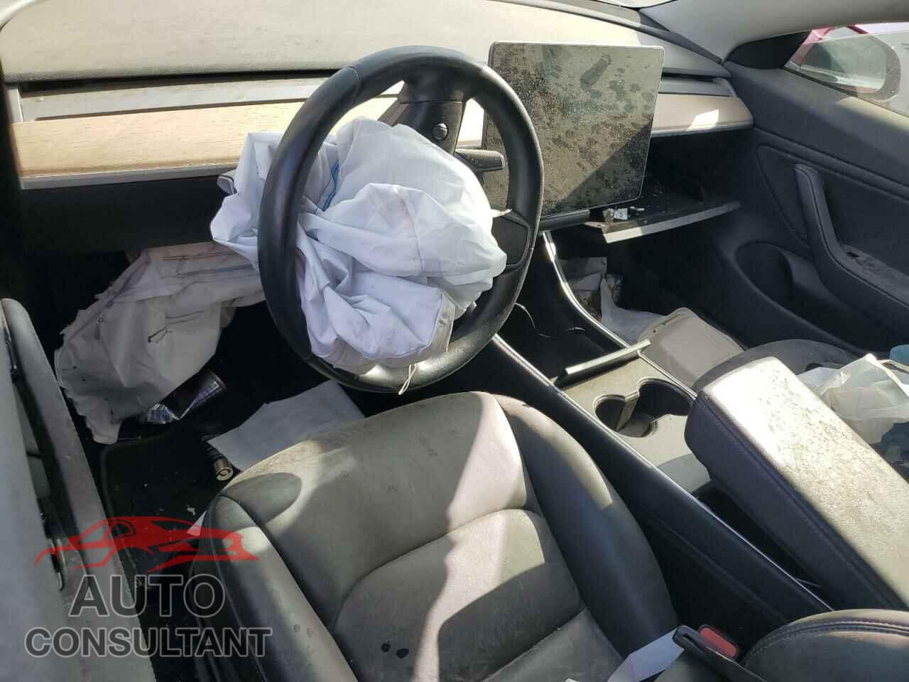 TESLA MODEL 3 2018 - 5YJ3E1EA6JF018107
