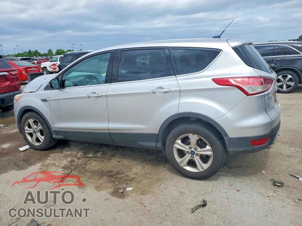 FORD ESCAPE 2015 - 1FMCU0GX0FUB05977