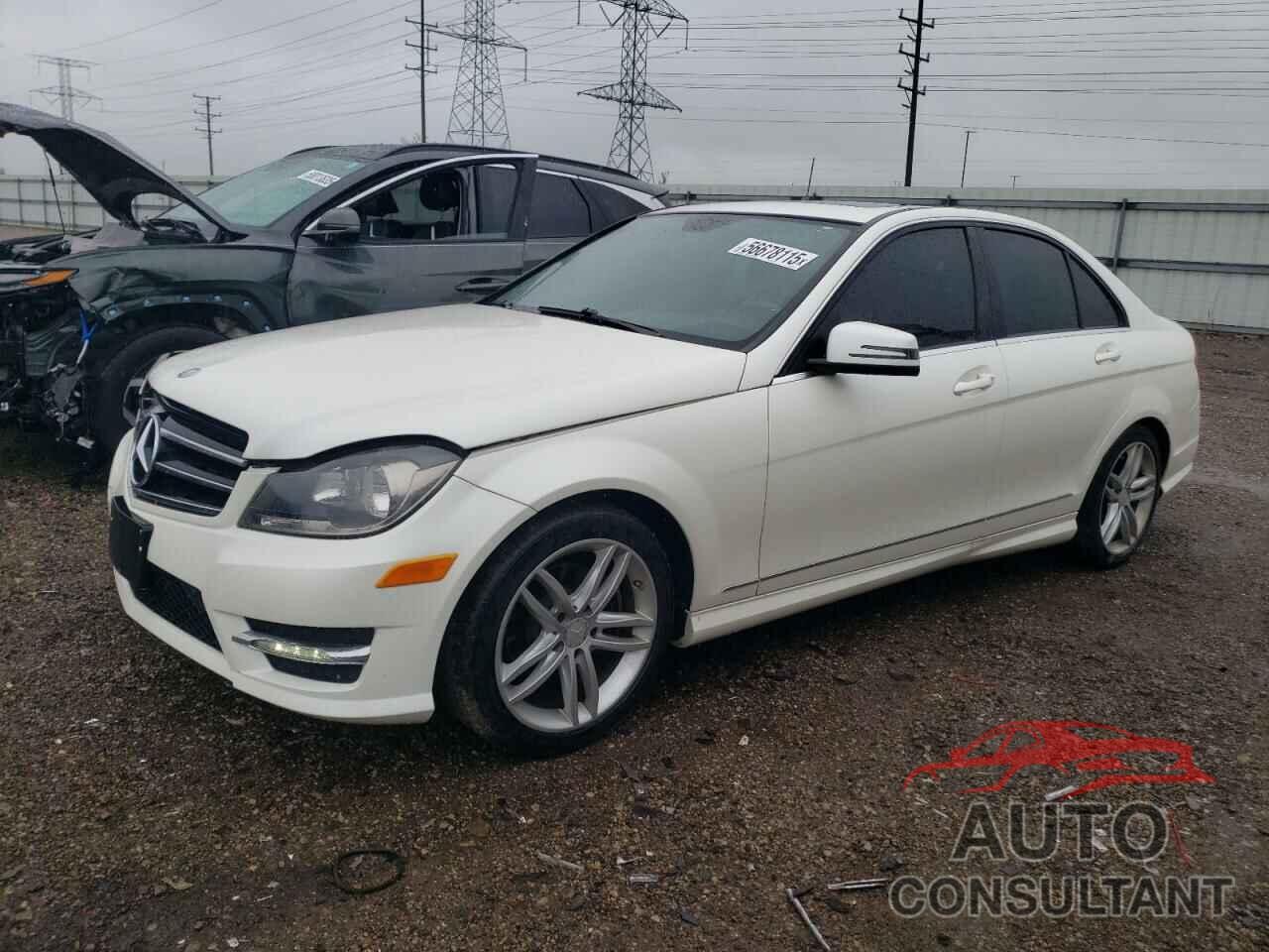 MERCEDES-BENZ C-CLASS 2014 - WDDGF4HB2EG245896