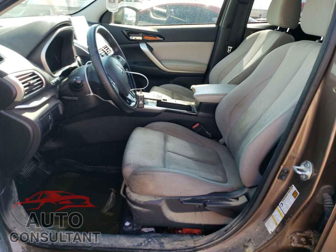 MITSUBISHI ECLIPSE 2019 - JA4AT5AA1KZ018032