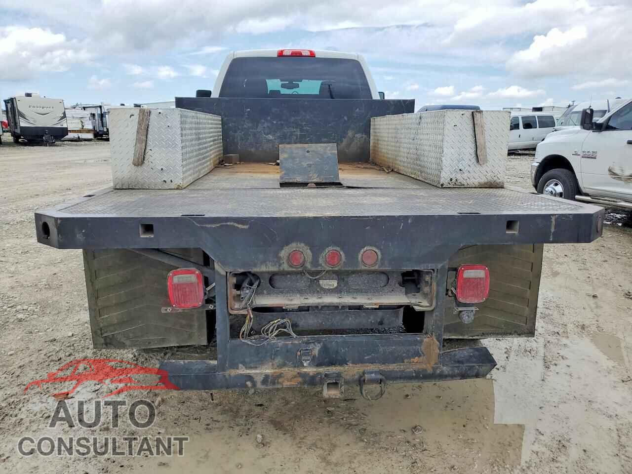 CHEVROLET SILVERADO 2019 - 1HTKJPVM4KH194761