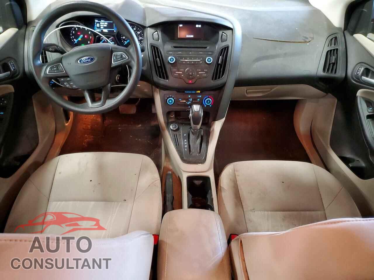 FORD FOCUS 2015 - 1FADP3F20FL338843