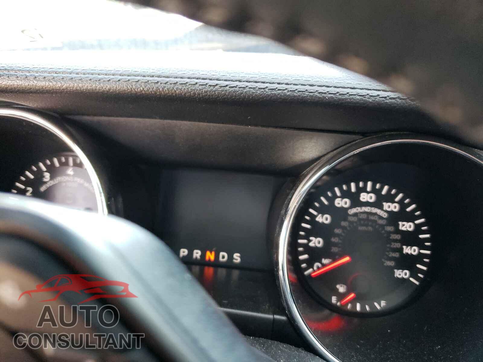 FORD MUSTANG 2017 - 1FA6P8CF9H5319647