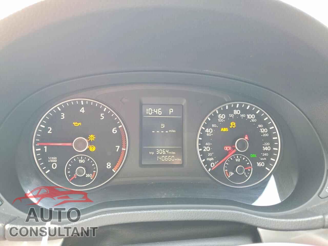 VOLKSWAGEN PASSAT 2015 - 1VWAT7A35FC077741