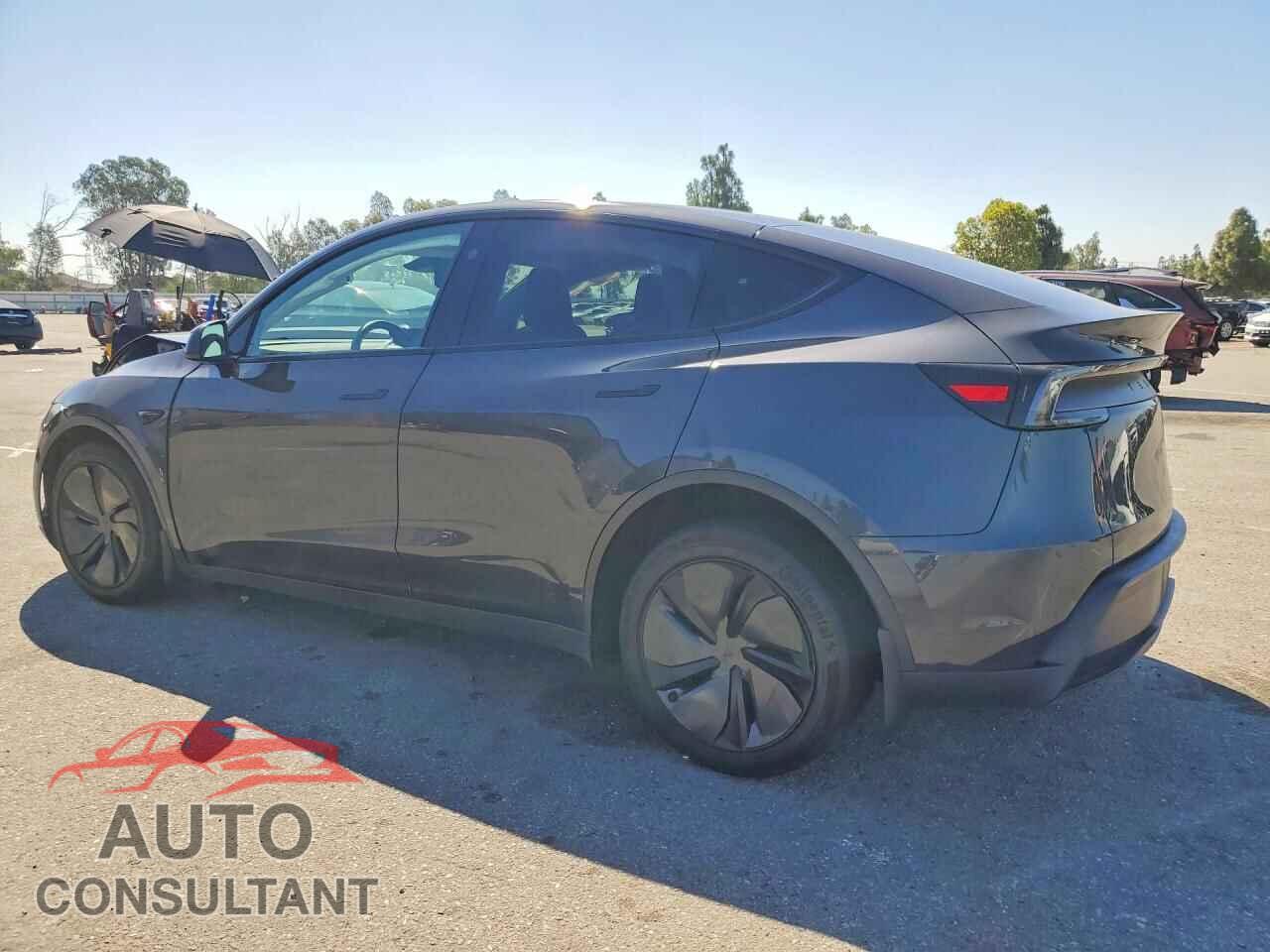 TESLA MODEL Y 2026 - 7SAYGDEEXTF346785