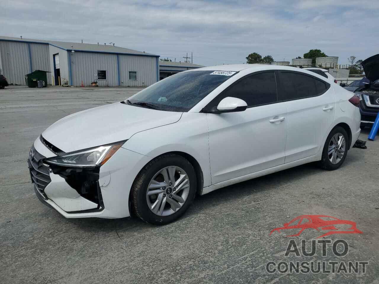 HYUNDAI ELANTRA 2020 - 5NPD84LF3LH575962