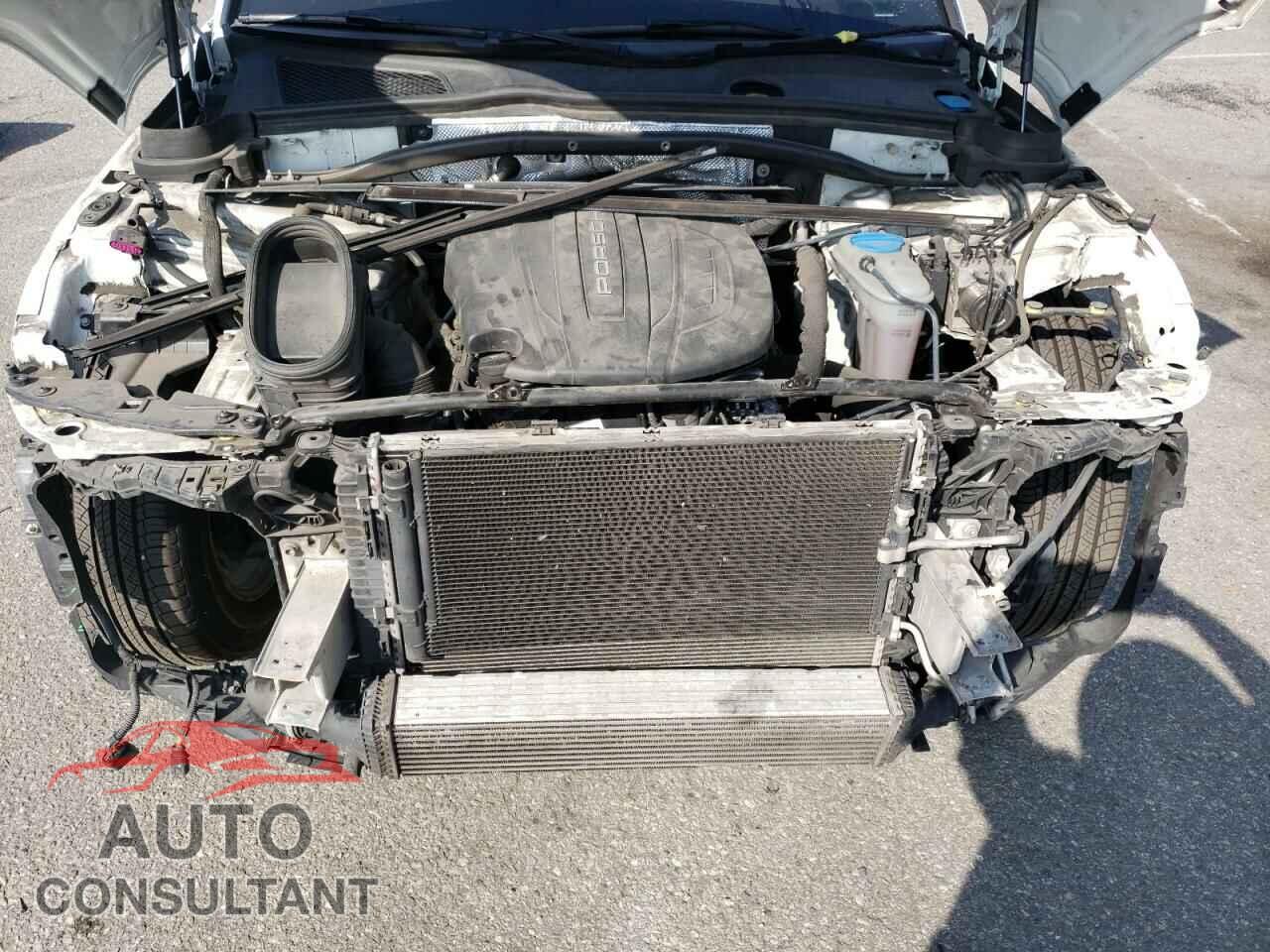 PORSCHE MACAN 2017 - WP1AA2A5XHLB82693
