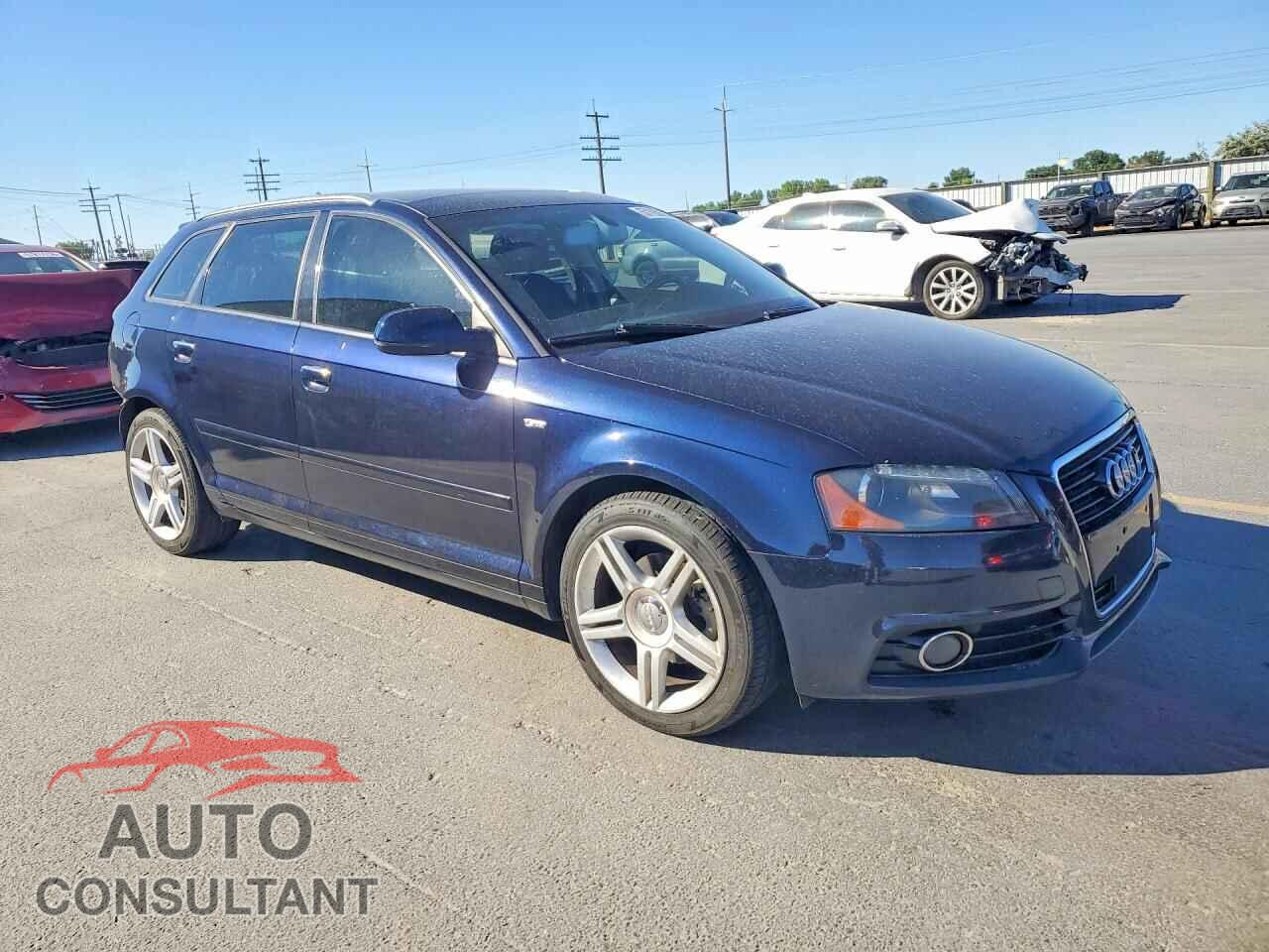 AUDI A3 2013 - WAUKJAFM4DA022764