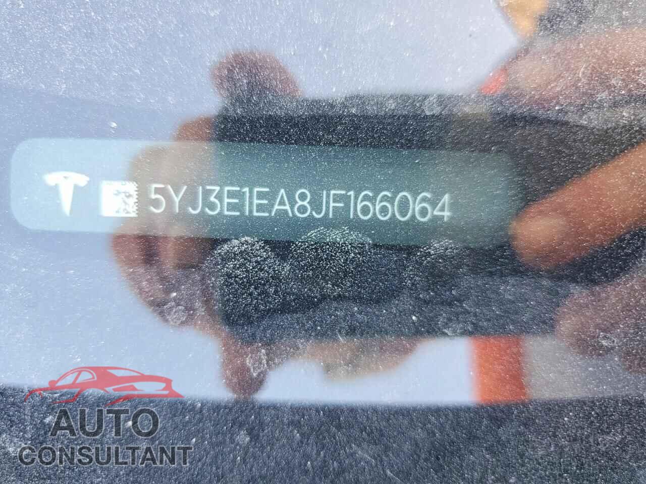 TESLA MODEL 3 2018 - 5YJ3E1EA8JF166064