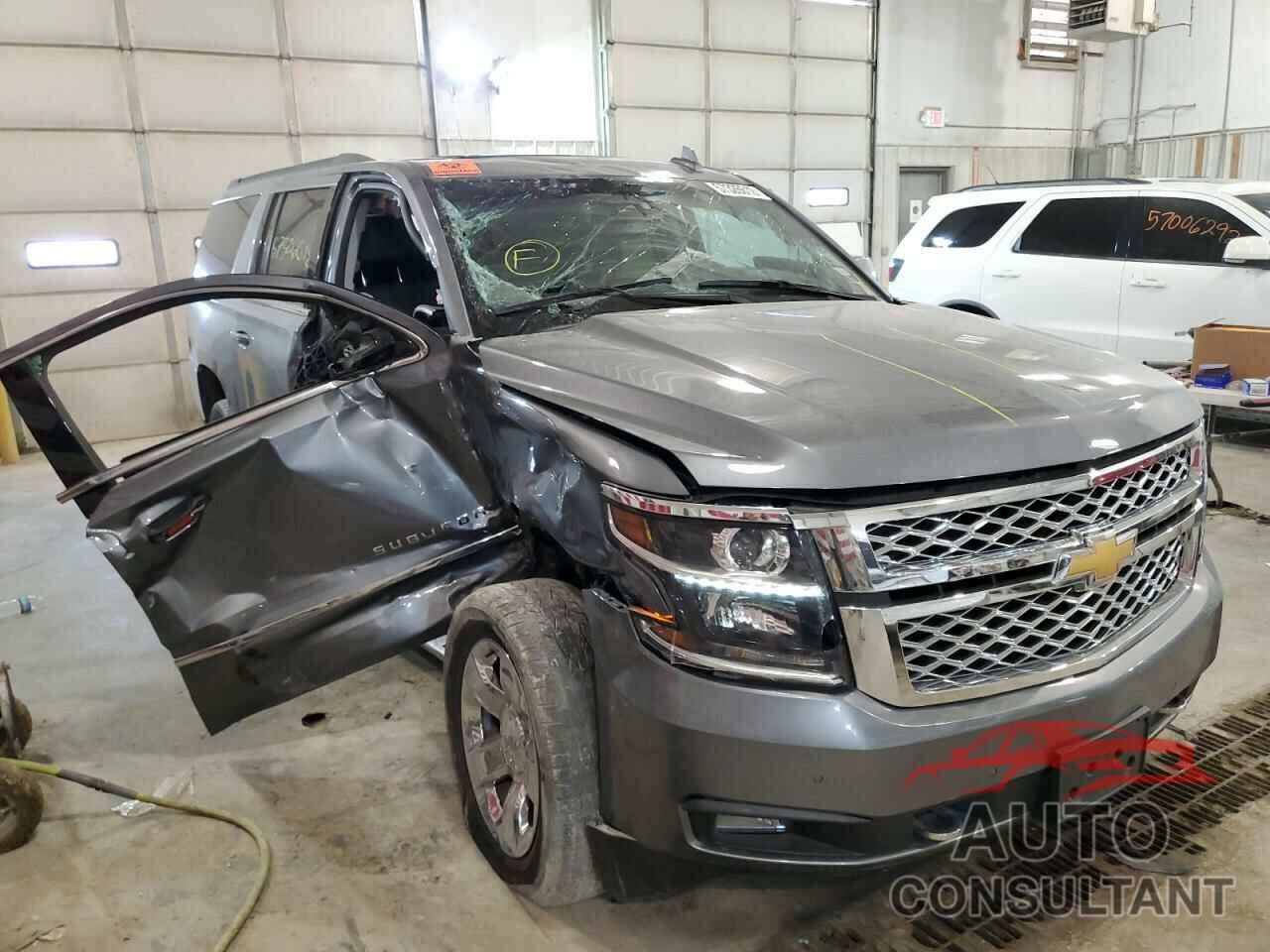 CHEVROLET SUBURBAN 2019 - 1GNSKHKCXKR328315