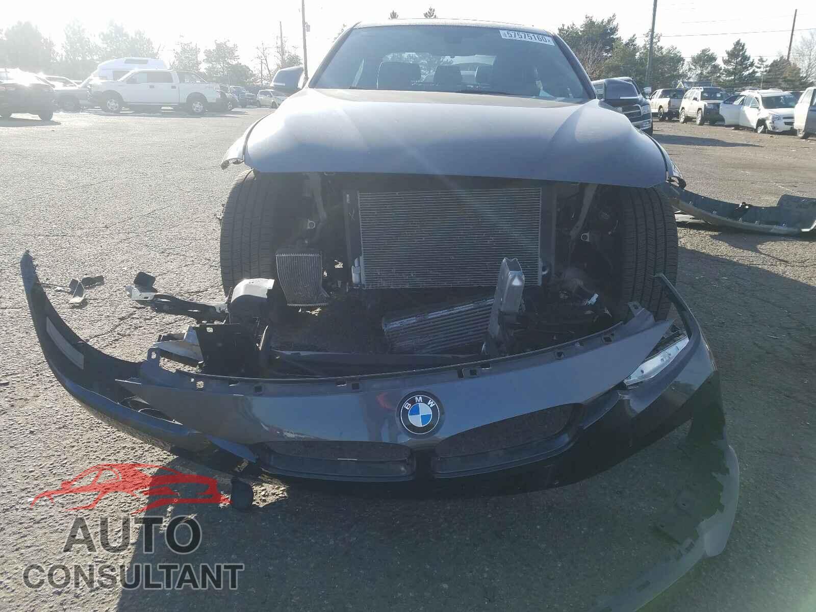 BMW 3 SERIES 2016 - WBA8E3G51GNU03812