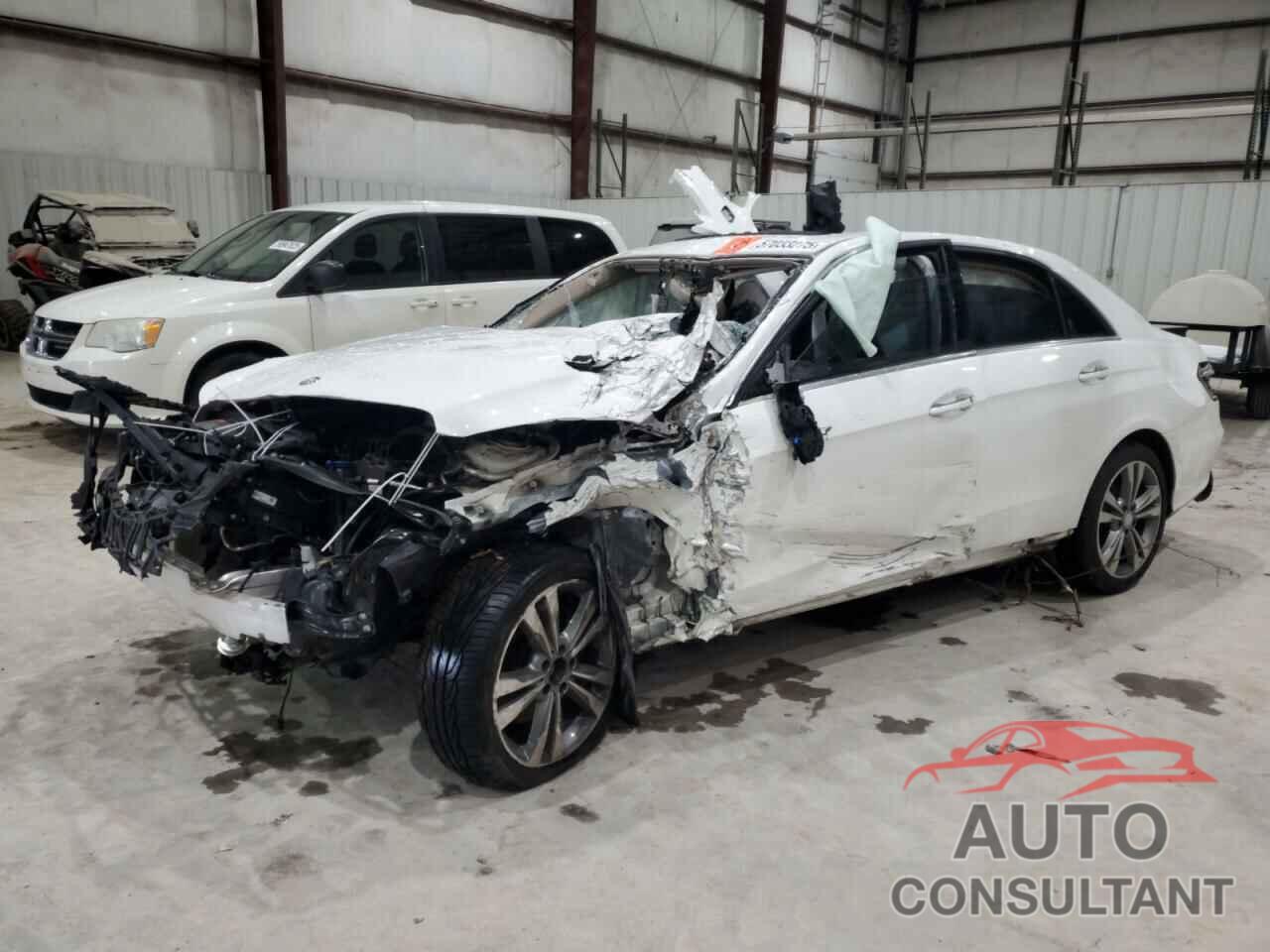 MERCEDES-BENZ E-CLASS 2014 - WDDHF5KB6EA978054