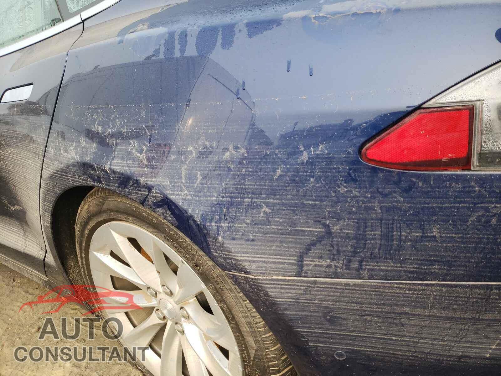 TESLA MODEL S 2018 - 5YJSA1E28JF278511