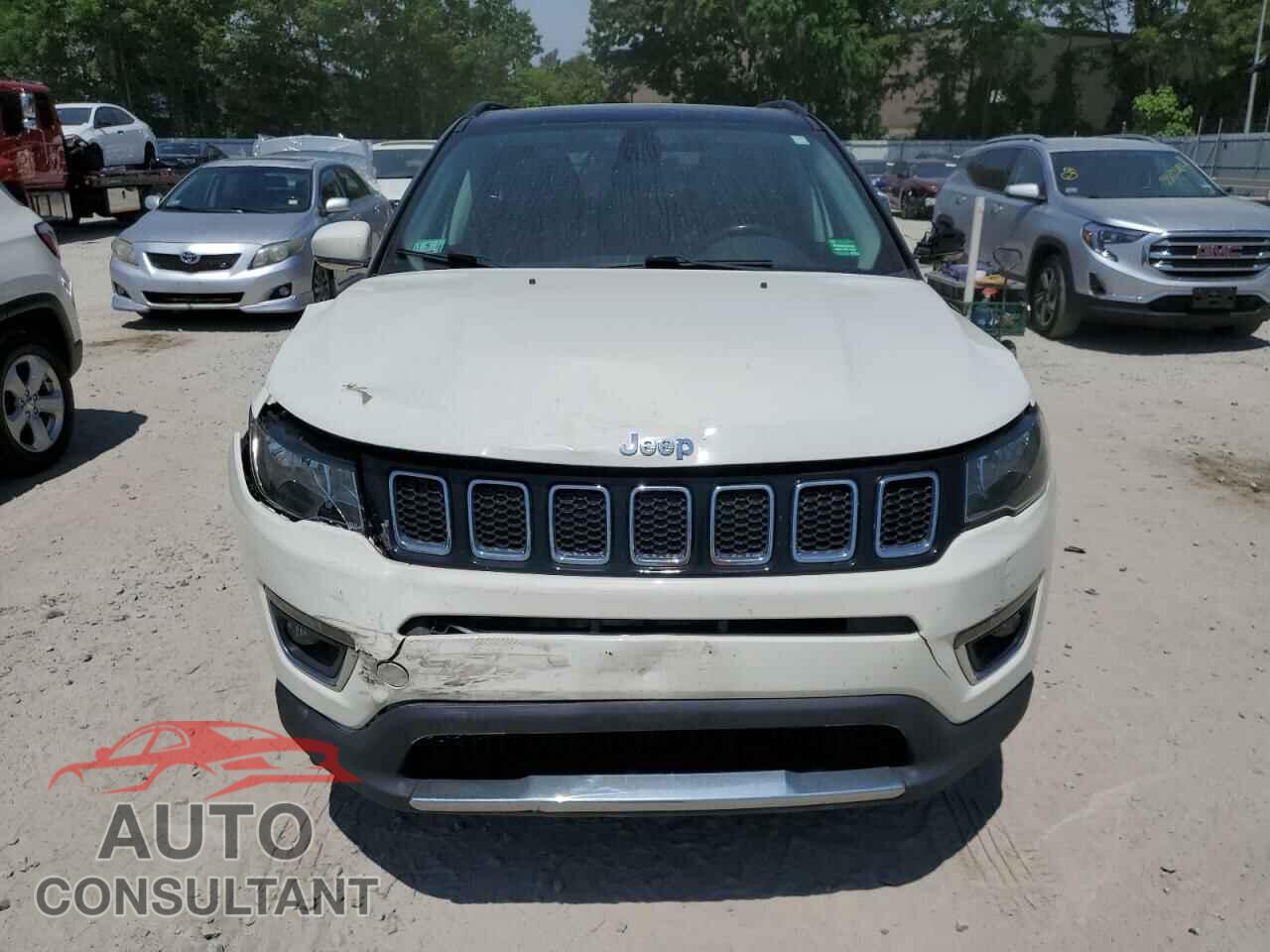 JEEP COMPASS 2018 - 3C4NJDCB9JT104773