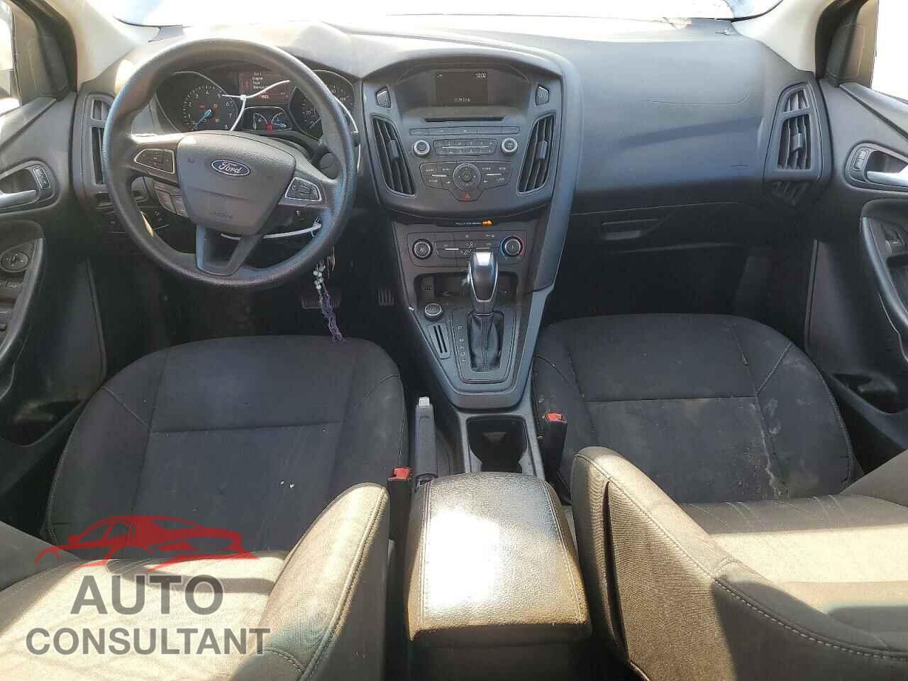 FORD FOCUS 2016 - 1FADP3F22GL322192